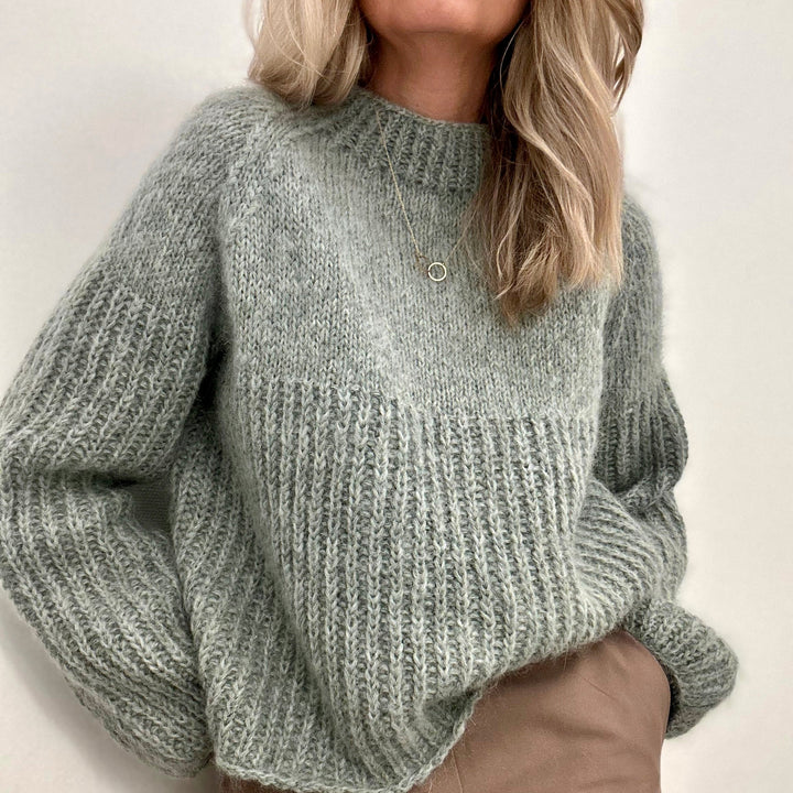 AMARA BLISS SWEATER