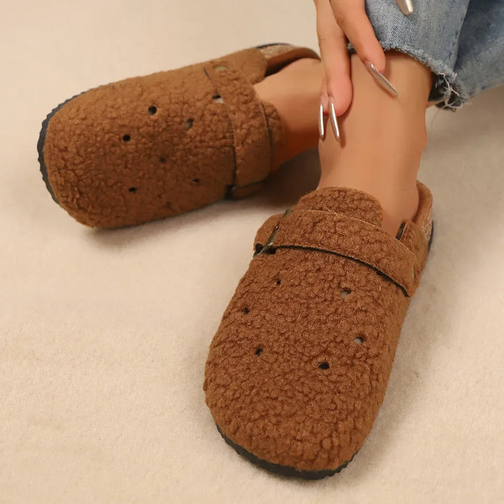 Solace Fleece Clogs